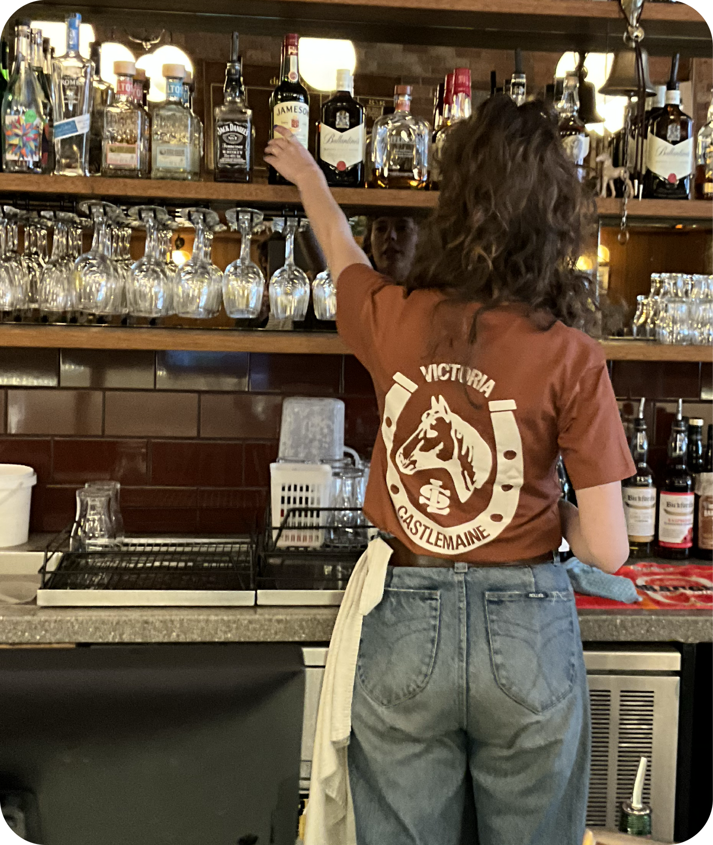 SHOP TEE